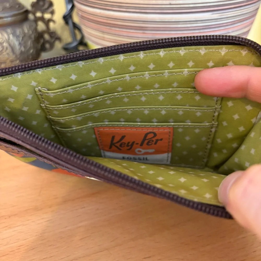 Fossil Key-Per Coated Wallet Leather Clutch Zip Around Floral Teal Red Brown - Picture 4 of 7